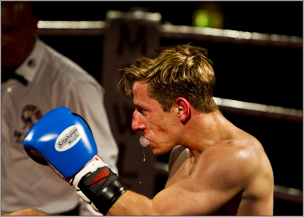 Full Muaythai   Puste weg